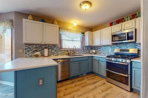 833 Star Dr, Davison, MI 48423 photo 16
