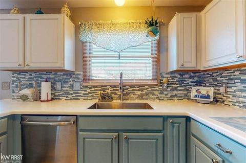 833 Star Dr, Davison, MI 48423 photo 18