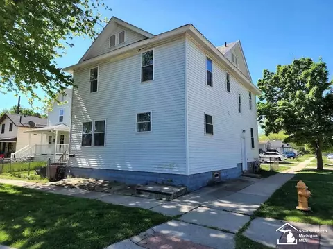 902 E 8th, Monroe, MI 48161 photo 16