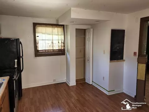 902 E 8th, Monroe, MI 48161 photo 5