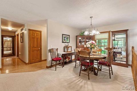 1615 Mitchell Ct, Adrian, MI 49221 photo 6