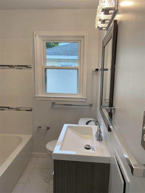 3418 Brown St, Flint, MI 48503 photo 8