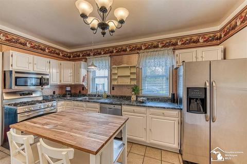 11293 N Telegraph Rd, Carleton, MI 48117 photo 3