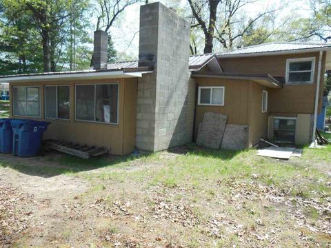 6918 S Ruby St, Harrison, MI 48625 photo 5
