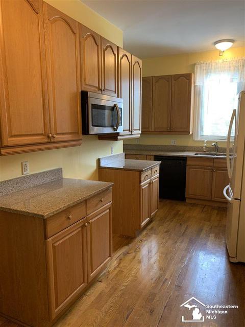 202 Cass St, Monroe, MI 48161 photo 8