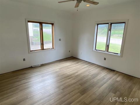 350 River St, Ishpeming, MI 49849 photo 10