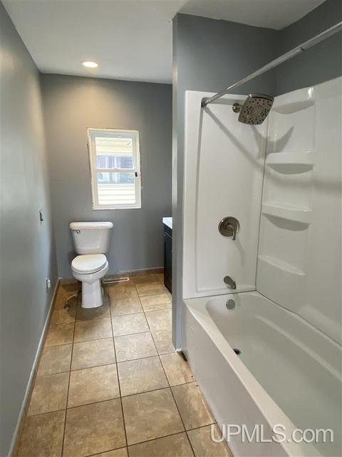 350 River St, Ishpeming, MI 49849 photo 9