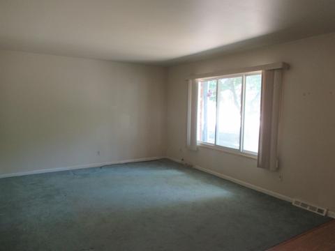 416 Somerset, Flushing, MI 48433 photo 3