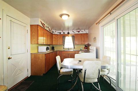 4047 Minerva Dr, Flint, MI 48504 photo 8