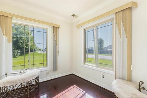 45710 Tilch, Macomb, MI 48044 photo 4