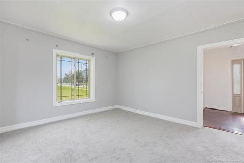 45710 Tilch, Macomb, MI 48044 photo 11
