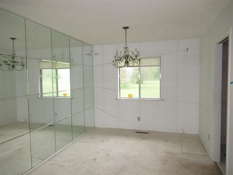9084 Westfield Dr, Flushing, MI 48433 photo 13