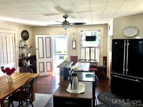 6397 State St, Garden, MI 49835 photo 10