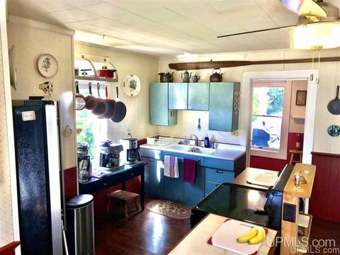 6397 State St, Garden, MI 49835 photo 12