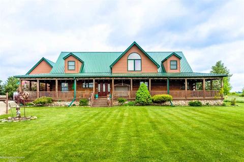 760 W Frenchline, Sandusky, MI 48471