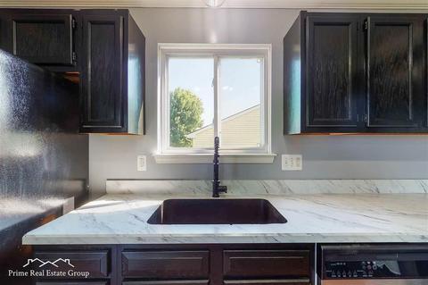 496 Windy Blf, Flushing, MI 48433 photo 12