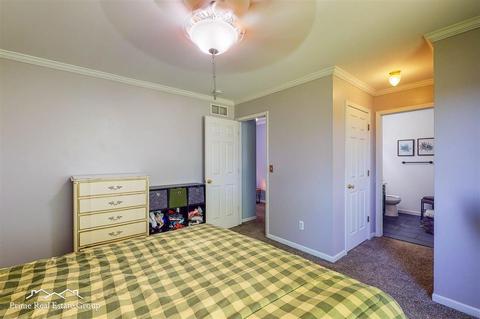 496 Windy Blf, Flushing, MI 48433 photo 19