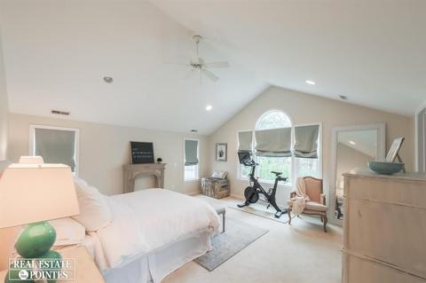744 University Pl, Grosse Pointe, MI 48230 photo 15