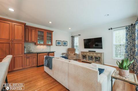 744 University Pl, Grosse Pointe, MI 48230 photo 13