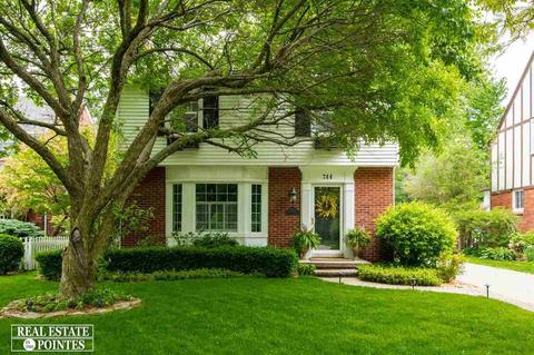 744 University Pl, Grosse Pointe, MI 48230 photo 1