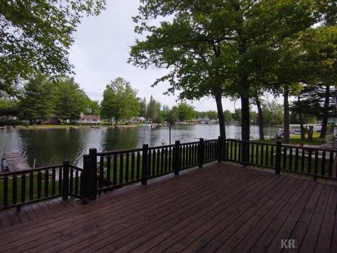 6425 Swallow, Harrison, MI 48625 photo 3