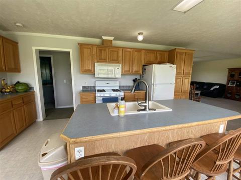 1774 Hilts, Gladwin, MI 48624 photo 9