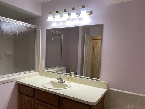 16909 Boulder Way, Macomb, MI 48042 photo 32