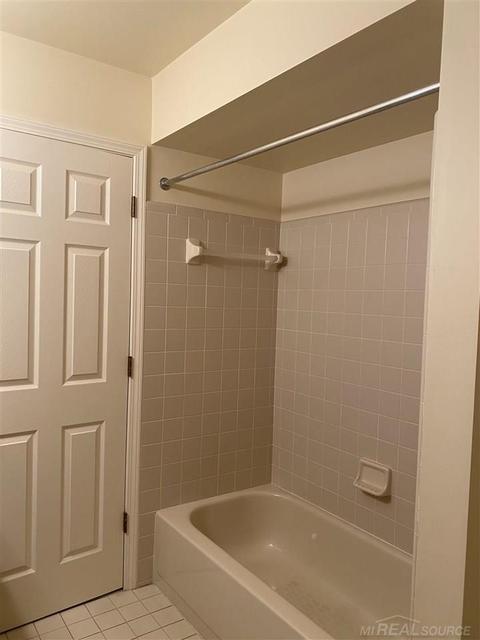 16909 Boulder Way, Macomb, MI 48042 photo 25