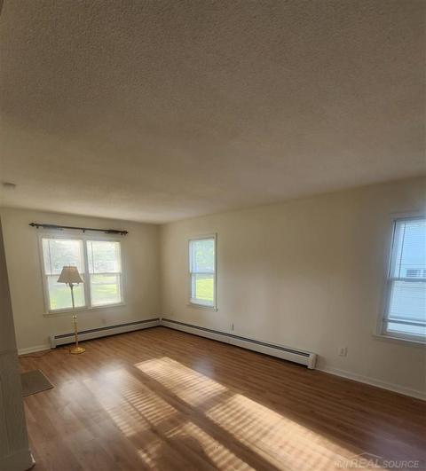 1109 Whiting, Saint Clair, MI 48079 photo 4