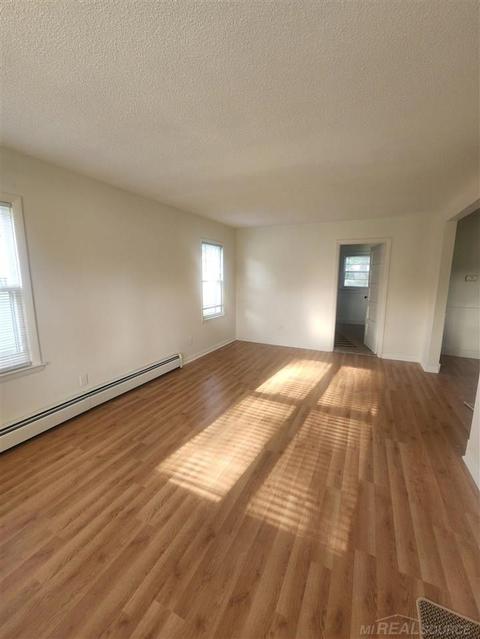 1109 Whiting, Saint Clair, MI 48079 photo 6