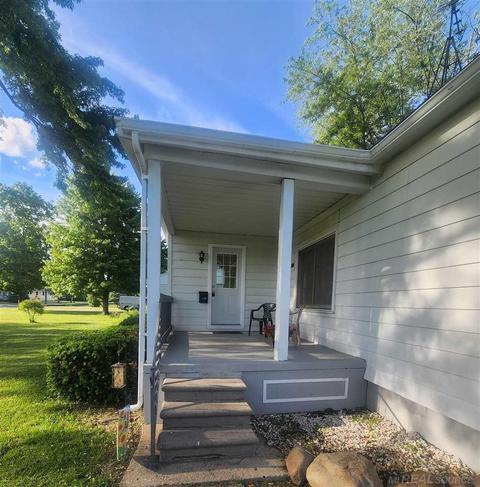 1109 Whiting, Saint Clair, MI 48079 photo 3