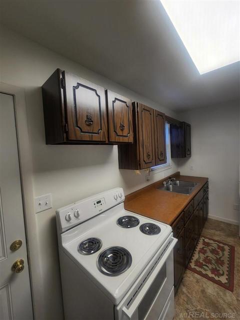 1109 Whiting, Saint Clair, MI 48079 photo 21