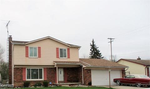 6806 Colonial Dr, Flint, MI 48505 photo 1
