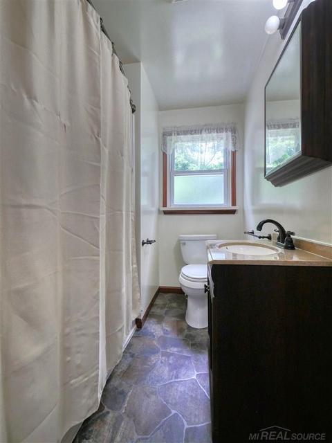 76080 North, Armada, MI 48005 photo 9