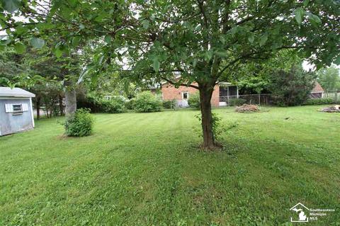 1884 N Monroe St, Monroe, MI 48162 photo 7