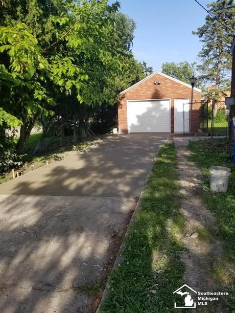 1884 N Monroe St, Monroe, MI 48162 photo 3