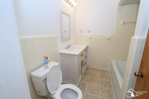 1884 N Monroe St, Monroe, MI 48162 photo 22