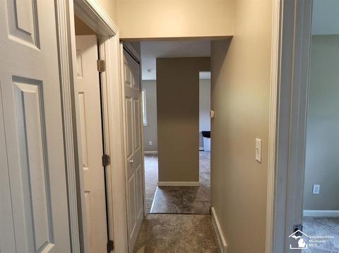 30546 Leroy St, Romulus, MI 48174 photo 8