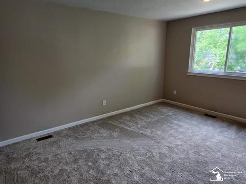 30546 Leroy St, Romulus, MI 48174 photo 15