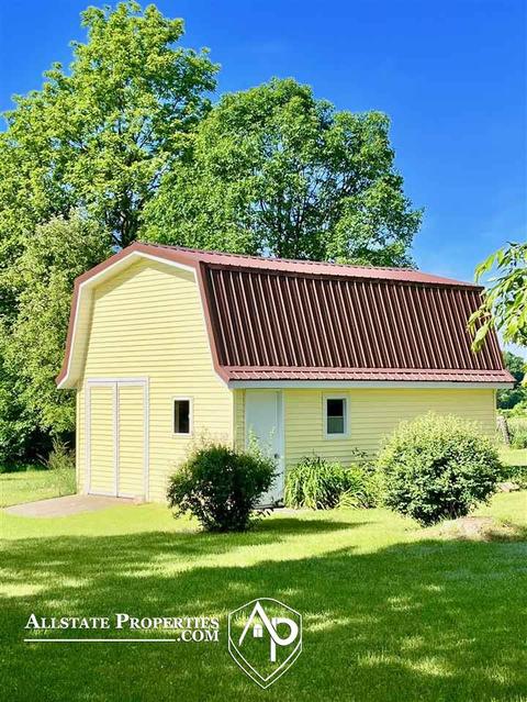 10274 E Mt Morris Rd, Davison, MI 48423 photo 3