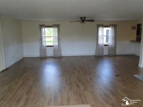 5150 Hunt Rd, Adrian, MI 49221 photo 9