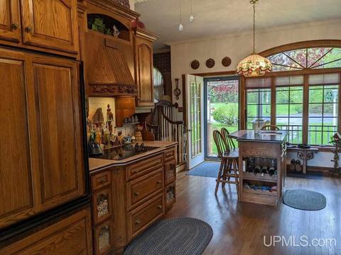 21 Tamarack, White Pine, MI 49971 photo 2