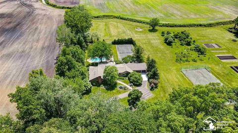 400 E Hurd Rd, Monroe, MI 48162 photo 2