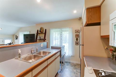 400 E Hurd Rd, Monroe, MI 48162 photo 80