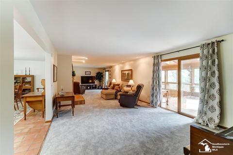 400 E Hurd Rd, Monroe, MI 48162 photo 15