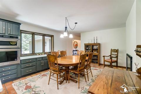 400 E Hurd Rd, Monroe, MI 48162 photo 22