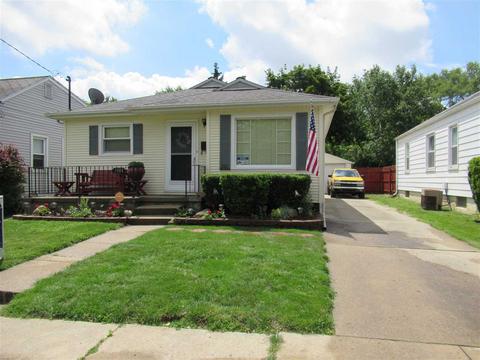 3501 Clairmont St, Flint, MI 48503 photo 1