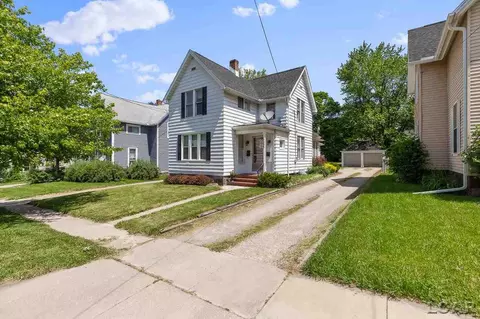 903 E Hunt, Adrian, MI 49221 photo 17