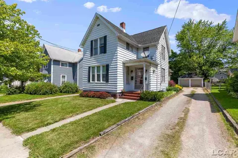 903 E Hunt, Adrian, MI 49221 photo 1