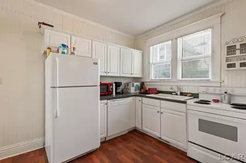 903 E Hunt, Adrian, MI 49221 photo 10